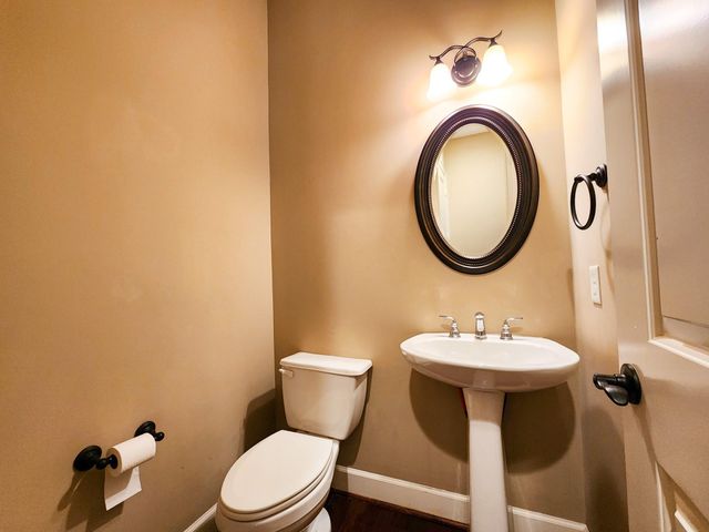 219 W 27th Street K, Houston, TX 77008