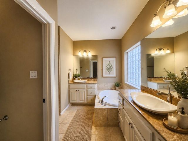 219 W 27th Street K, Houston, TX 77008