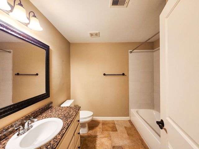 219 W 27th Street K, Houston, TX 77008