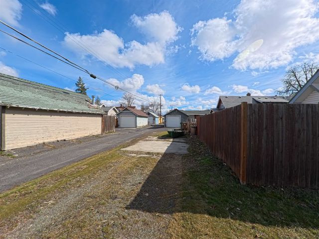 603 E Liberty Ave, Spokane, WA 99207