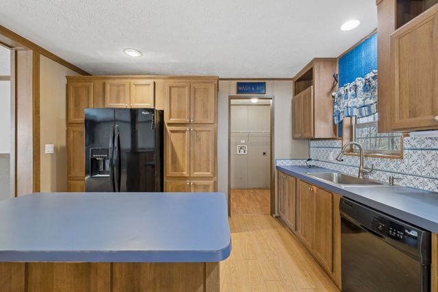 89 Poplar Dr, Beechgrove, TN 37018