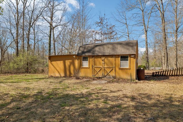 89 Poplar Dr, Beechgrove, TN 37018