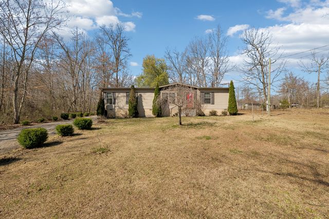 89 Poplar Dr, Beechgrove, TN 37018