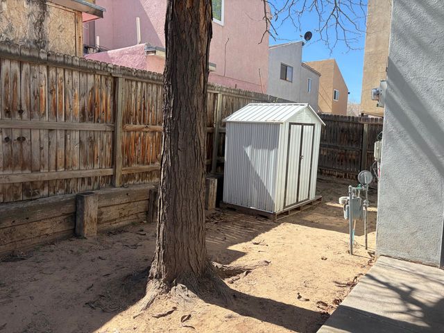 1708 Vail Place SE, Albuquerque, NM 87106