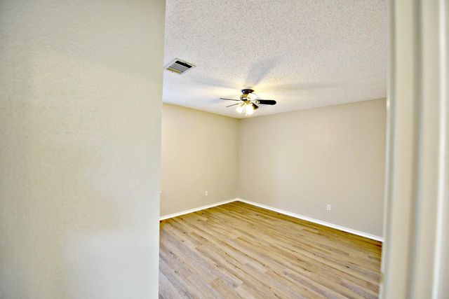 511 Cripple Creek RD, Cedar Park, TX 78613