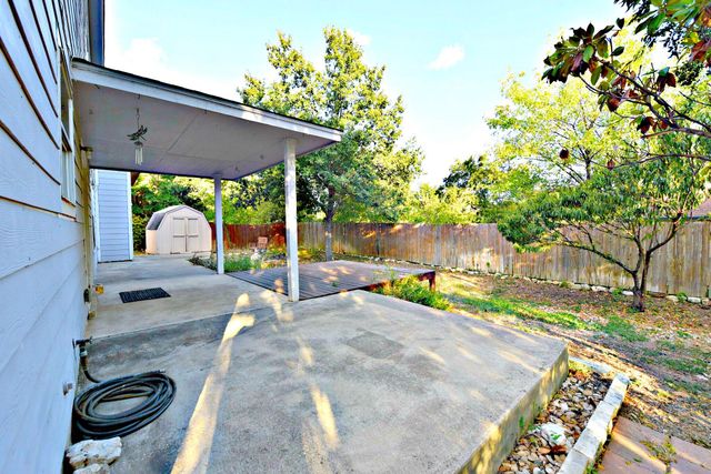 511 Cripple Creek RD, Cedar Park, TX 78613