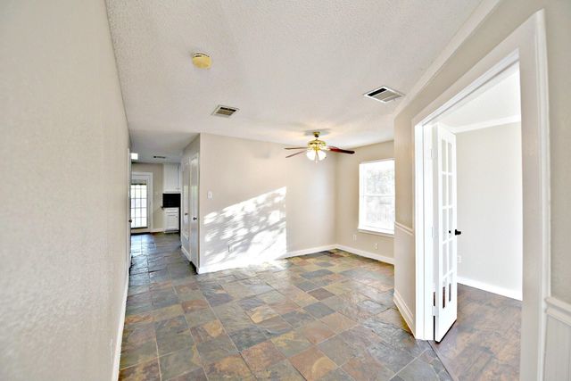 511 Cripple Creek RD, Cedar Park, TX 78613