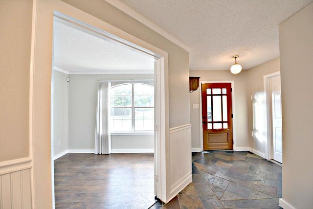 511 Cripple Creek RD, Cedar Park, TX 78613