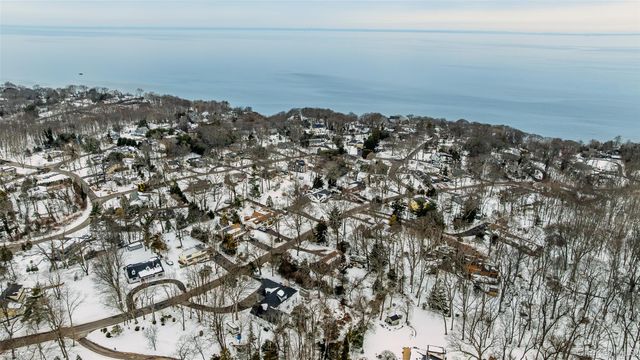 31 Valentine Road, Shoreham, NY 11786