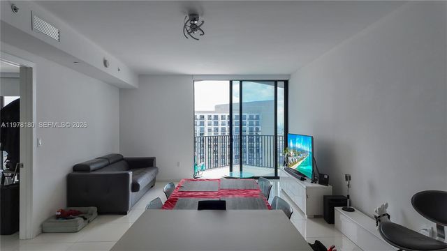 5300 Paseo Blvd 1807, Doral, FL 33166