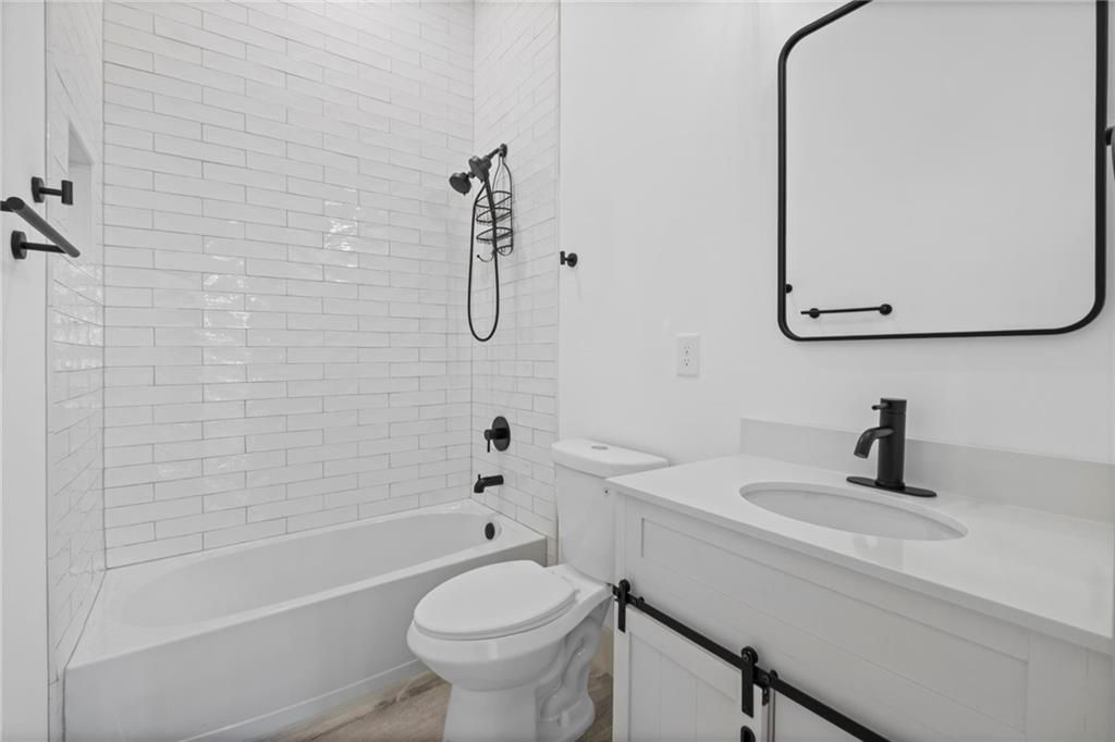 Image 37 of property listing at 2533 Sunset Drive NE, Atlanta, GA 30345