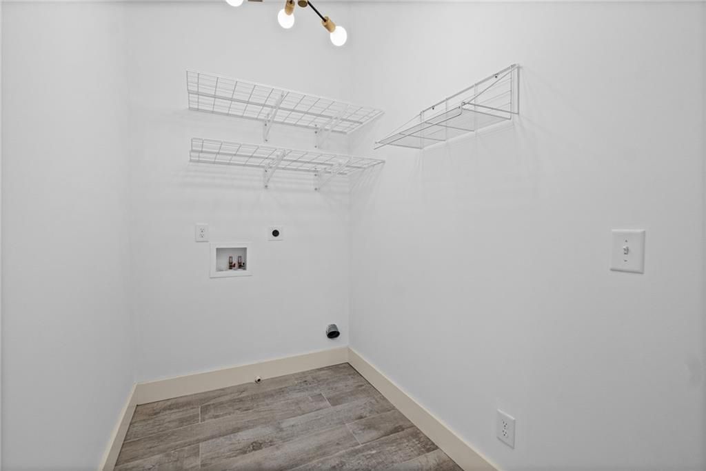 Image 38 of property listing at 2533 Sunset Drive NE, Atlanta, GA 30345