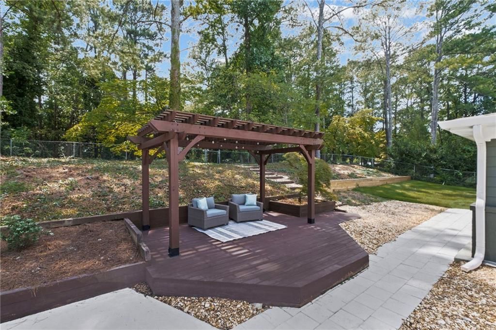Image 39 of property listing at 2533 Sunset Drive NE, Atlanta, GA 30345