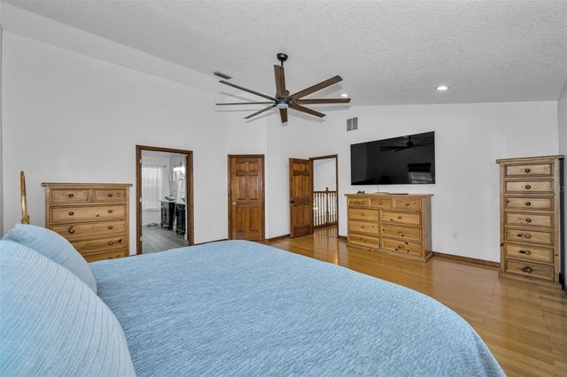 11046 LAKEVIEW DRIVE, New Port Richey, FL 34654