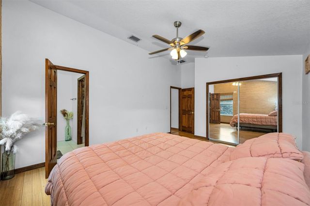 11046 LAKEVIEW DRIVE, New Port Richey, FL 34654