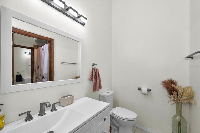 11046 LAKEVIEW DRIVE, New Port Richey, FL 34654