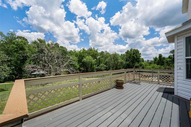 11046 LAKEVIEW DRIVE, New Port Richey, FL 34654