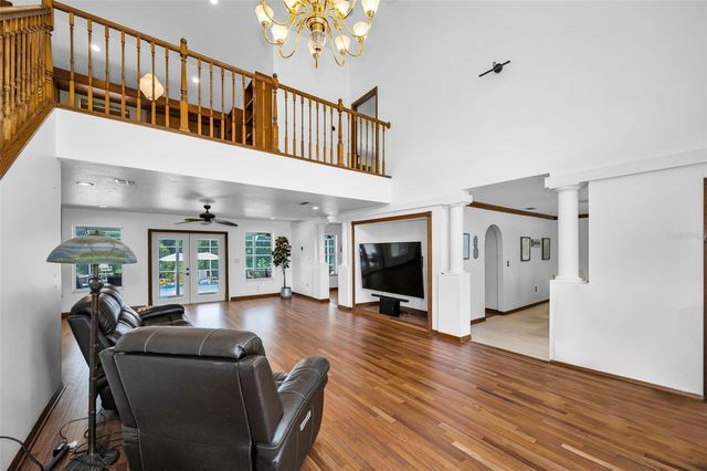 11046 LAKEVIEW DRIVE, New Port Richey, FL 34654