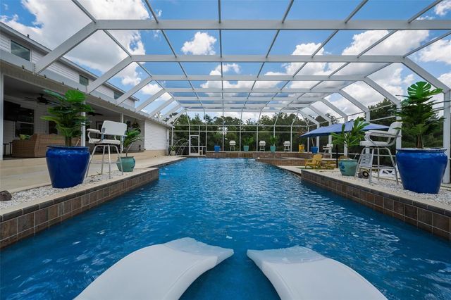 11046 LAKEVIEW DRIVE, New Port Richey, FL 34654