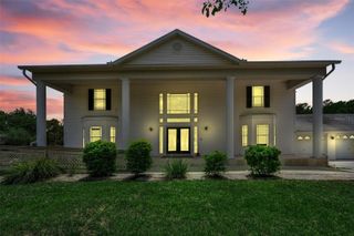 11046 LAKEVIEW DRIVE, New Port Richey, FL 34654