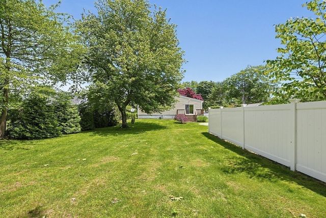 32 Johnson St, North Attleboro, MA 02760