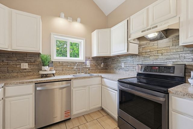 32 Johnson St, North Attleboro, MA 02760
