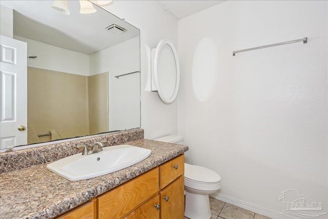 8460 Gulf Blvd 301, Navarre Beach, FL 32566