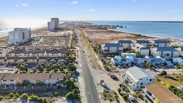 8460 Gulf Blvd 301, Navarre Beach, FL 32566