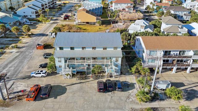 8460 Gulf Blvd 301, Navarre Beach, FL 32566