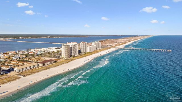 8460 Gulf Blvd 301, Navarre Beach, FL 32566