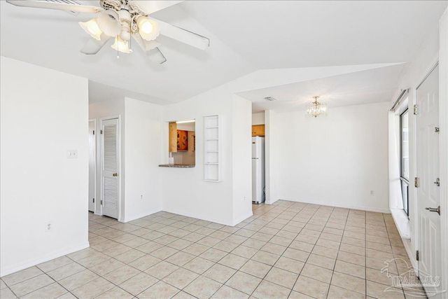 8460 Gulf Blvd 301, Navarre Beach, FL 32566