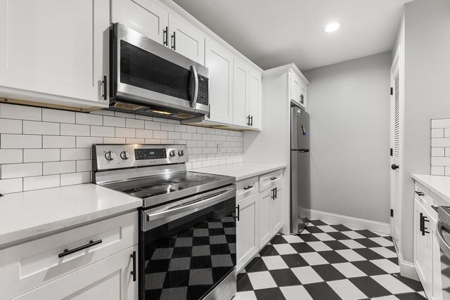 10 Weston Ave 112, Quincy, MA 02170