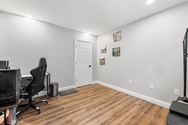 10 Weston Ave 112, Quincy, MA 02170