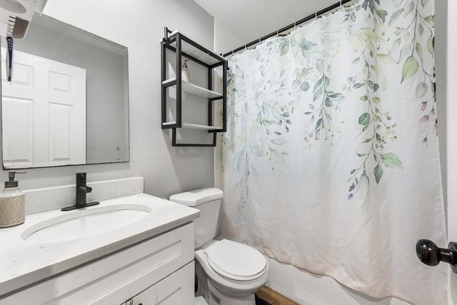 10 Weston Ave 112, Quincy, MA 02170