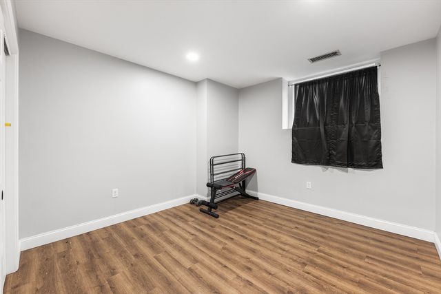 10 Weston Ave 112, Quincy, MA 02170