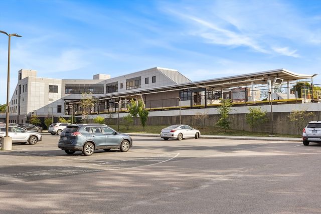 10 Weston Ave 112, Quincy, MA 02170
