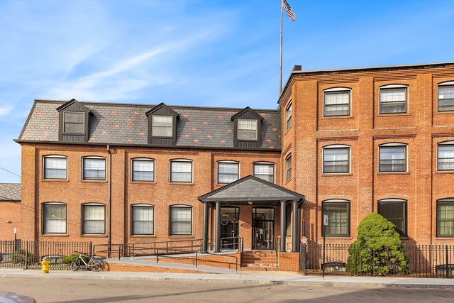 10 Weston Ave 112, Quincy, MA 02170