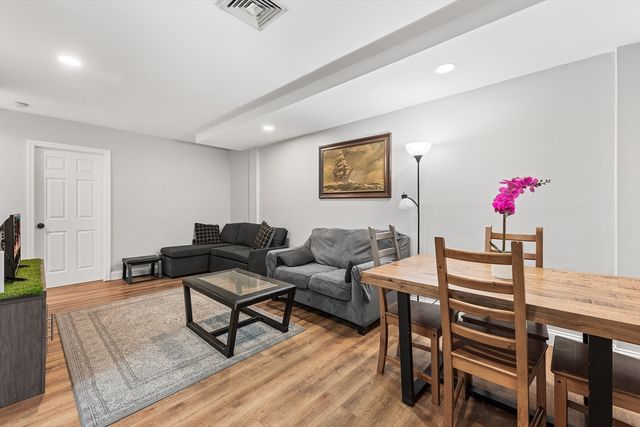 10 Weston Ave 112, Quincy, MA 02170