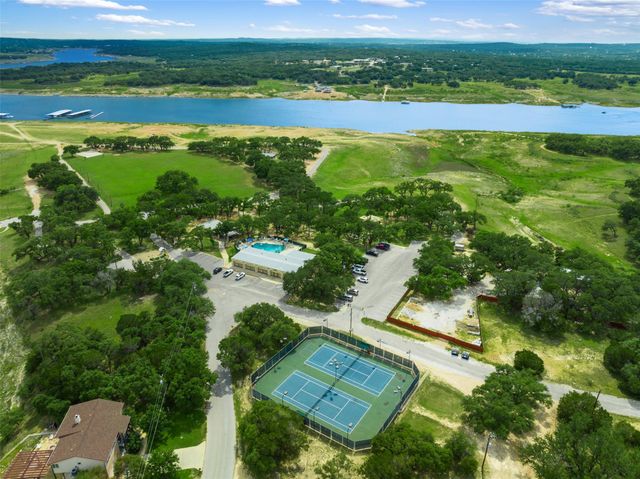 21208 Santa Rosa Ave, Lago Vista, TX 78645