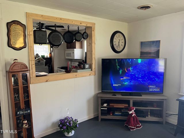 2921 Imboden Road, Appalachia, VA 24216