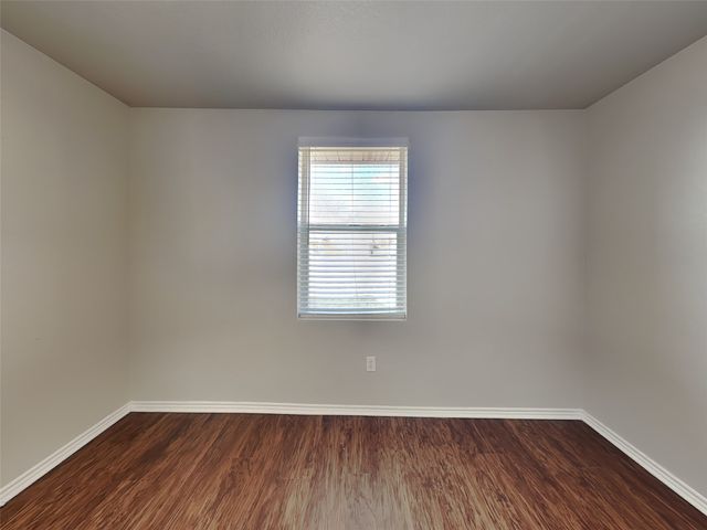 215 Bobbie Ann Court, Granbury, TX 76049