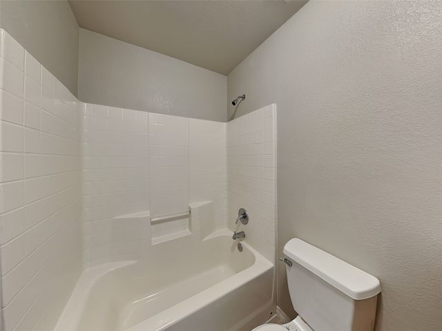 215 Bobbie Ann Court, Granbury, TX 76049