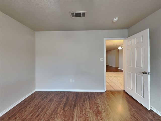 215 Bobbie Ann Court, Granbury, TX 76049