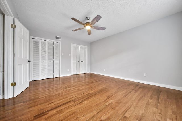 131 Phanturn Lane, Bellaire, TX 77401