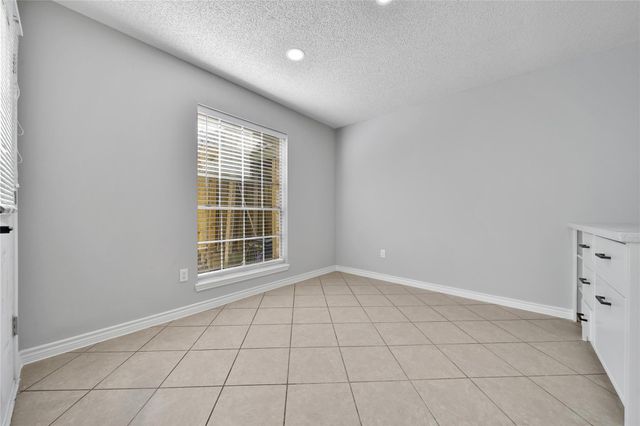 131 Phanturn Lane, Bellaire, TX 77401