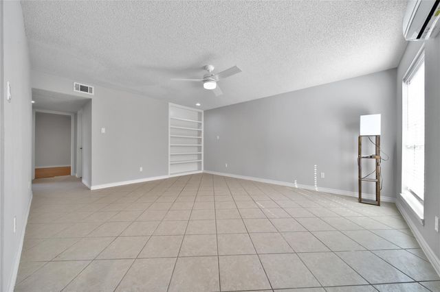 131 Phanturn Lane, Bellaire, TX 77401