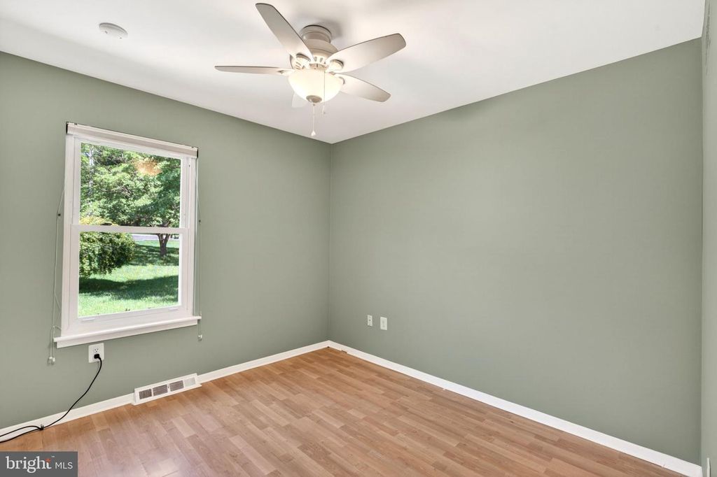 Image 13 of property listing at 20018 CAMERON MILL RD, Parkton, MD 21120