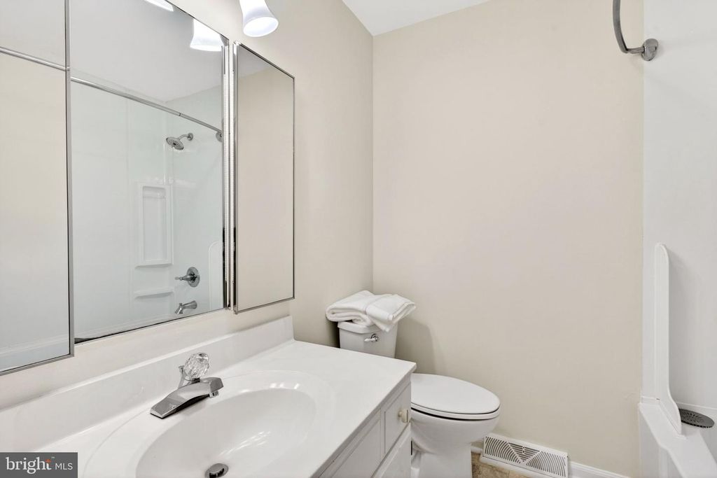Image 14 of property listing at 20018 CAMERON MILL RD, Parkton, MD 21120