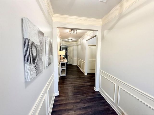 311 Eagles Bluff Way, Hoschton, GA 30548