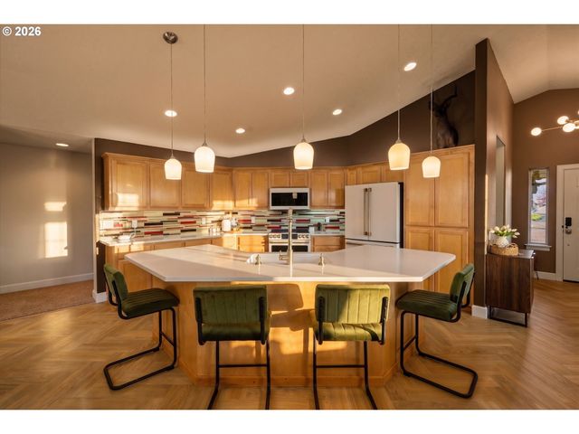 7222 EASTWOOD Ct Se, Turner, OR 97392